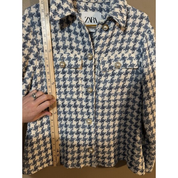 Zara Women's Size S White Blue Tweed Faux Pearl Button Blazer Jacket - Picture 4 of 8